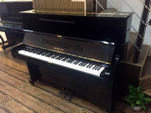 大连品达乐器,批发零售租赁,进口高品质二手钢琴!